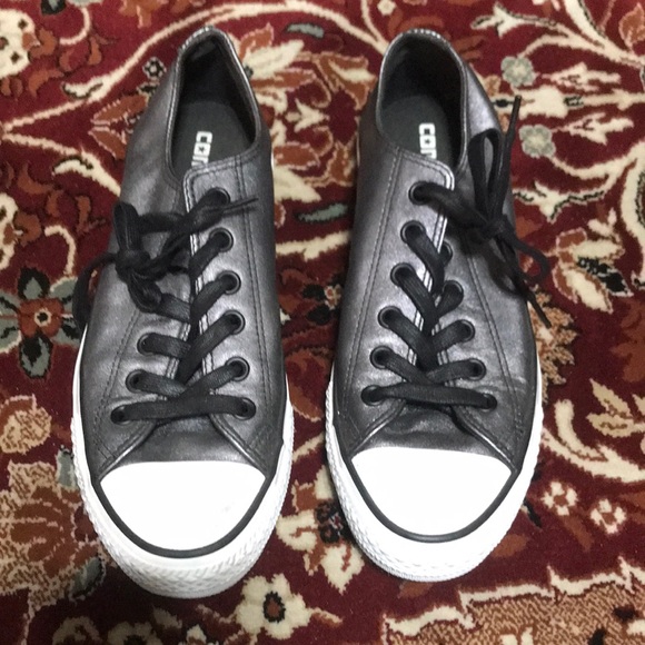 Converse size 8 - Picture 1 of 6